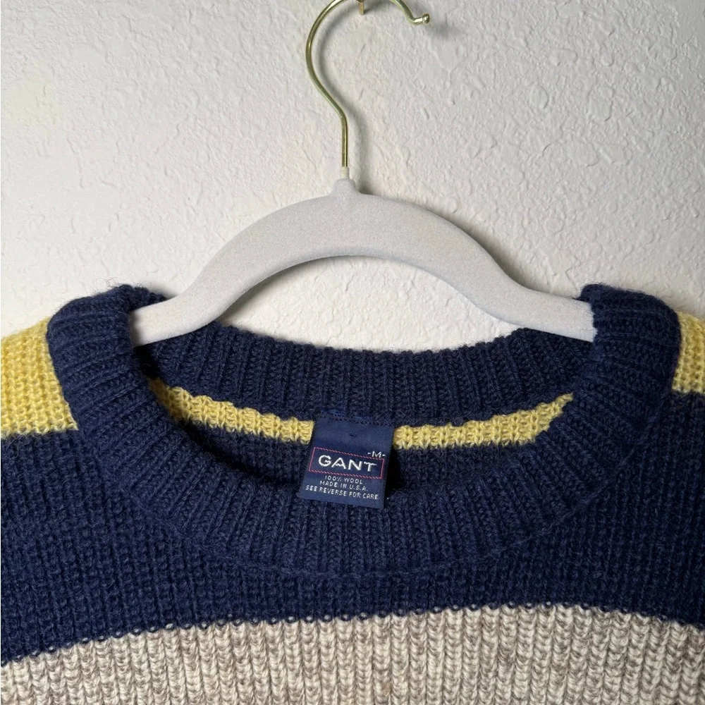 Gant Red and Blue Crewneck Sweater - Picture 3 of 3